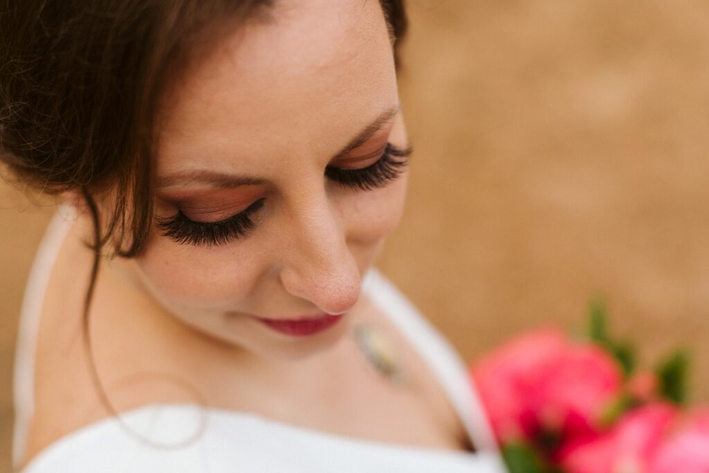 Bridal smoky eyes for this Texas wedding - La Muse Beauty Salon